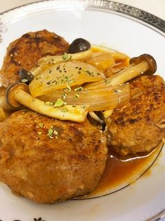 煮込みハンバーグ-レシピのメイン写真