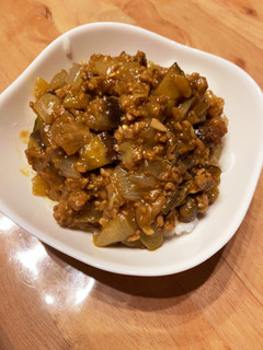 簡単!なすと玉ねぎのキーマカレー-レシピのメイン写真