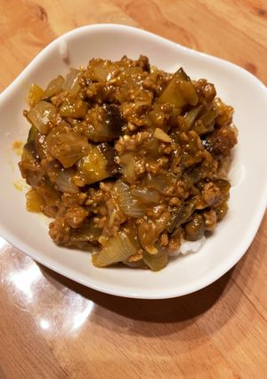 簡単!なすと玉ねぎのキーマカレー-レシピのメイン写真