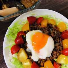 รูปของ 簡単　メイン　そぼろ丼✨