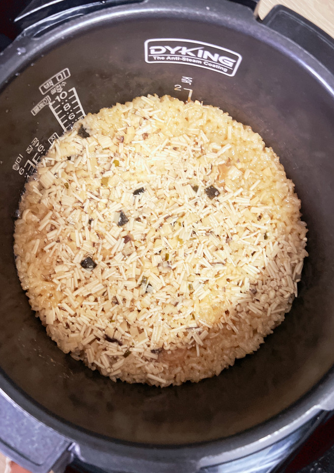炊飯器deお吸いものの素きのこご飯-レシピのメイン写真
