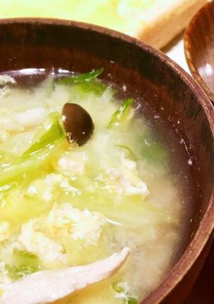 玉ねぎ麹で、卵としめじとキャベツのスープ-レシピのメイン写真