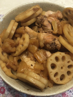 鶏肉ほろほろ、手羽元のパイン煮込み-レシピのメイン写真
