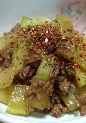 スイカの皮とひき肉のエコ炒め煮-レシピのメイン写真