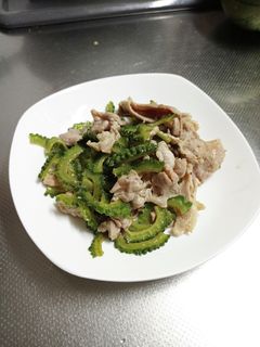 豚肉とゴーヤの炒め物-レシピのメイン写真