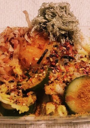 胡瓜白菜浅漬&温泉玉子カレー味とろろ昆布-レシピのメイン写真