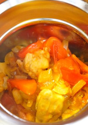 めんつゆとカレー粉でトマトカレーうどん-レシピのメイン写真