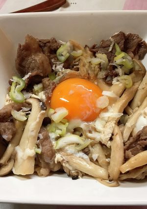 我が家の丼　簡単キノコのすき焼き風丼-レシピのメイン写真