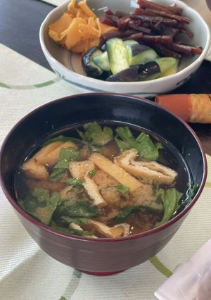 簡単#油揚げと春菊のお味噌汁-レシピのメイン写真