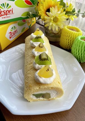 サマーキウイロールケーキ-レシピのメイン写真