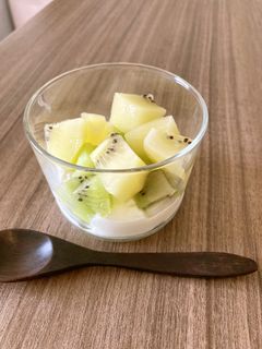 ゼスプリキウイonレアチーズケーキ-レシピのメイン写真