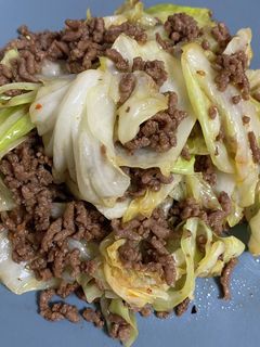 食材2つ!キャベツとひき肉のピリ辛炒め-レシピのメイン写真