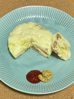 ホットケーキミックスでソーセージ蒸しパン-レシピのメイン写真