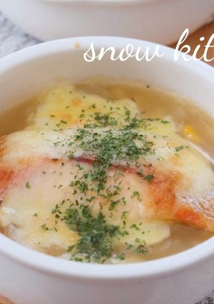 鮭のオニオングラタン風スープ-レシピのメイン写真