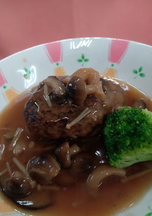 高齢者にも人気！やわらかハンバーグ！！-レシピのメイン写真