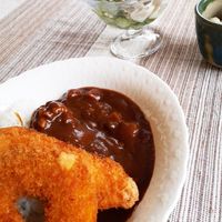 2日目のカレーをドリアにするか？うどんにするか？話し合うチビチビ軍団 2日目のカレーをドリアにするか？うどんにするか？話し合うチビチビ