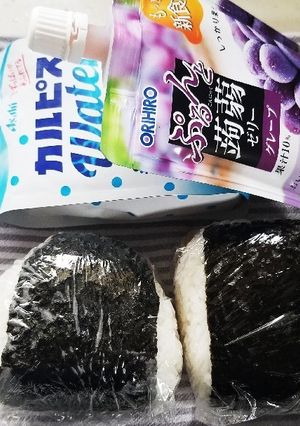 おにぎり弁当(タラコ&焼き肉)-レシピのメイン写真