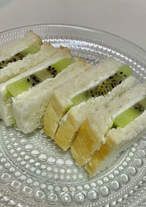 キウイとクリームチーズのサンドイッチ-レシピのメイン写真