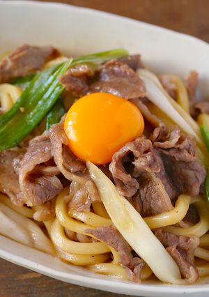 白ネギと牛肉のすきうどん-レシピのメイン写真