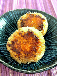 バターしょうゆ焼きおにぎり-レシピのメイン写真