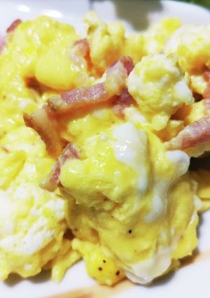 ベーコンのふわふわスクランブルエッグ-レシピのメイン写真