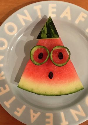 終わりゆく夏・・・メガネのスイカ君-レシピのメイン写真