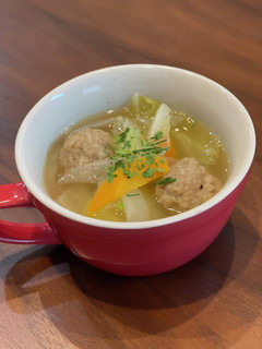 簡単!ロールキャベツ?風スープ-レシピのメイン写真