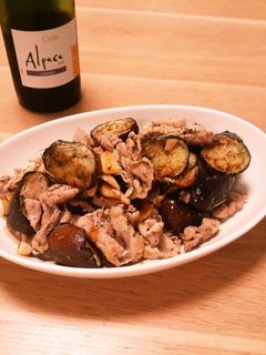 ガッツリ肉料理!豚肉となすのハーブ炒め-レシピのメイン写真