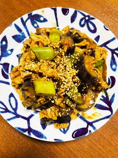 豚こまと茄子と万願寺とうがらしの味噌炒め-レシピのメイン写真
