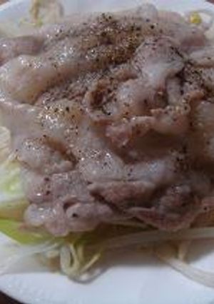レンジで3分！おいしい豚肉の蒸しサラダ-レシピのメイン写真