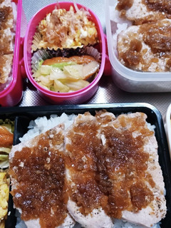高校生息子、旦那、娘弁当(8/25)-レシピのメイン写真