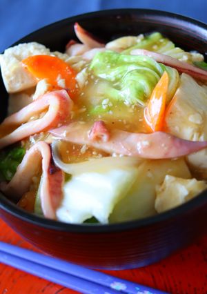 旨味たっぷり♫イカと豆腐の中華丼-レシピのメイン写真