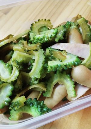 麺つゆ１本で！ゴーヤとウインナー炒め-レシピのメイン写真