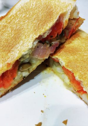 トマトの具だくさんホットサンド-レシピのメイン写真