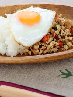 野菜嫌いなお子さまにも!ガパオ風ライス-レシピのメイン写真