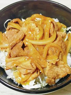 我が家の丼 豚肉の生姜炒め丼-レシピのメイン写真