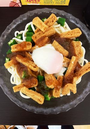 茹でオクラと刻み揚げの温玉乗せおろし饂飩-レシピのメイン写真