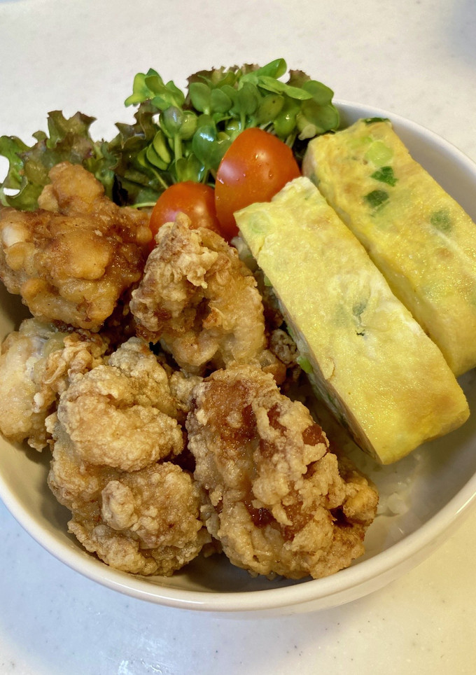 子ども喜ぶ我が家の丼♪唐揚げ&玉子焼き丼-レシピのメイン写真