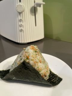 カルシウムたっぷり♡干しエビのおにぎり-レシピのメイン写真