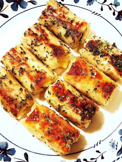 簡単余った餃子の皮で♪ちくわチーズ磯辺-レシピのメイン写真