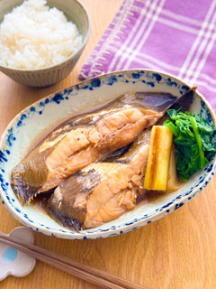 甘めの味付けのカレイの煮付け-レシピのメイン写真