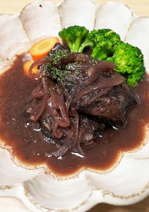 牛肉の赤ワイン煮込み-レシピのメイン写真