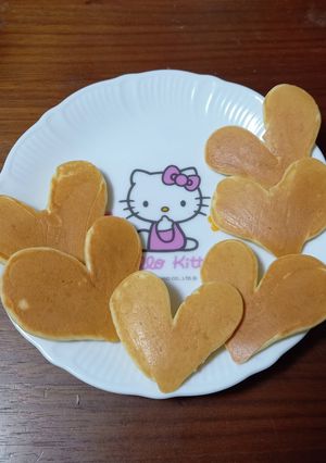 娘も大喜び♡ハート型ホットケーキ-レシピのメイン写真