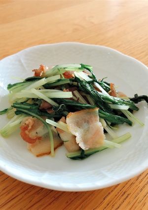 水菜とベーコンのシンプル炒め-レシピのメイン写真