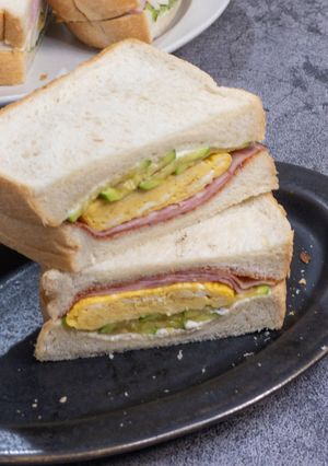 ベーコンと卵焼きのサンドイッチ-レシピのメイン写真