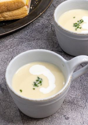 ヴィシソワーズ（じゃがいもの冷製スープ）-レシピのメイン写真