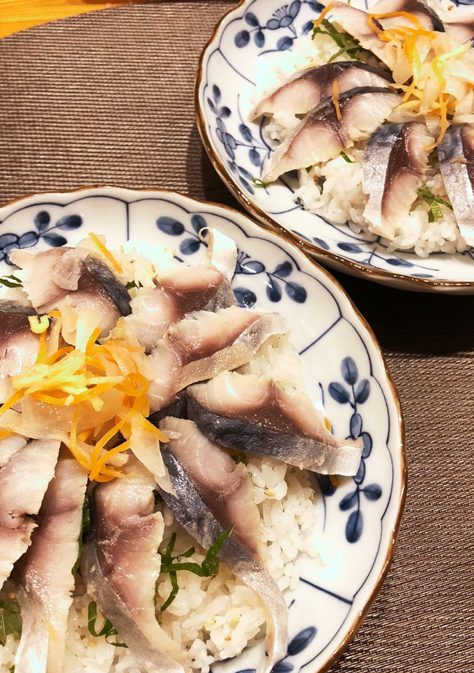 握らないから時短★しめ鯖のちらし寿司-レシピのメイン写真