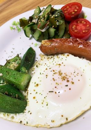 おくら！目玉焼きのお供に-レシピのメイン写真