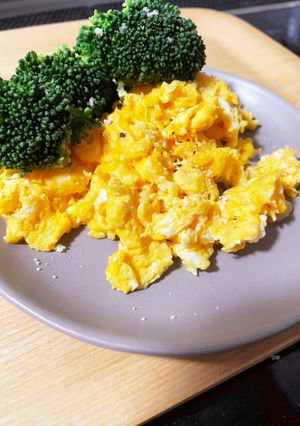 ささっと一人ランチ スクランブルエッグ-レシピのメイン写真