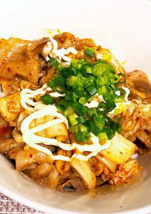 簡単☆スタミナ豚キムチ丼-レシピのメイン写真